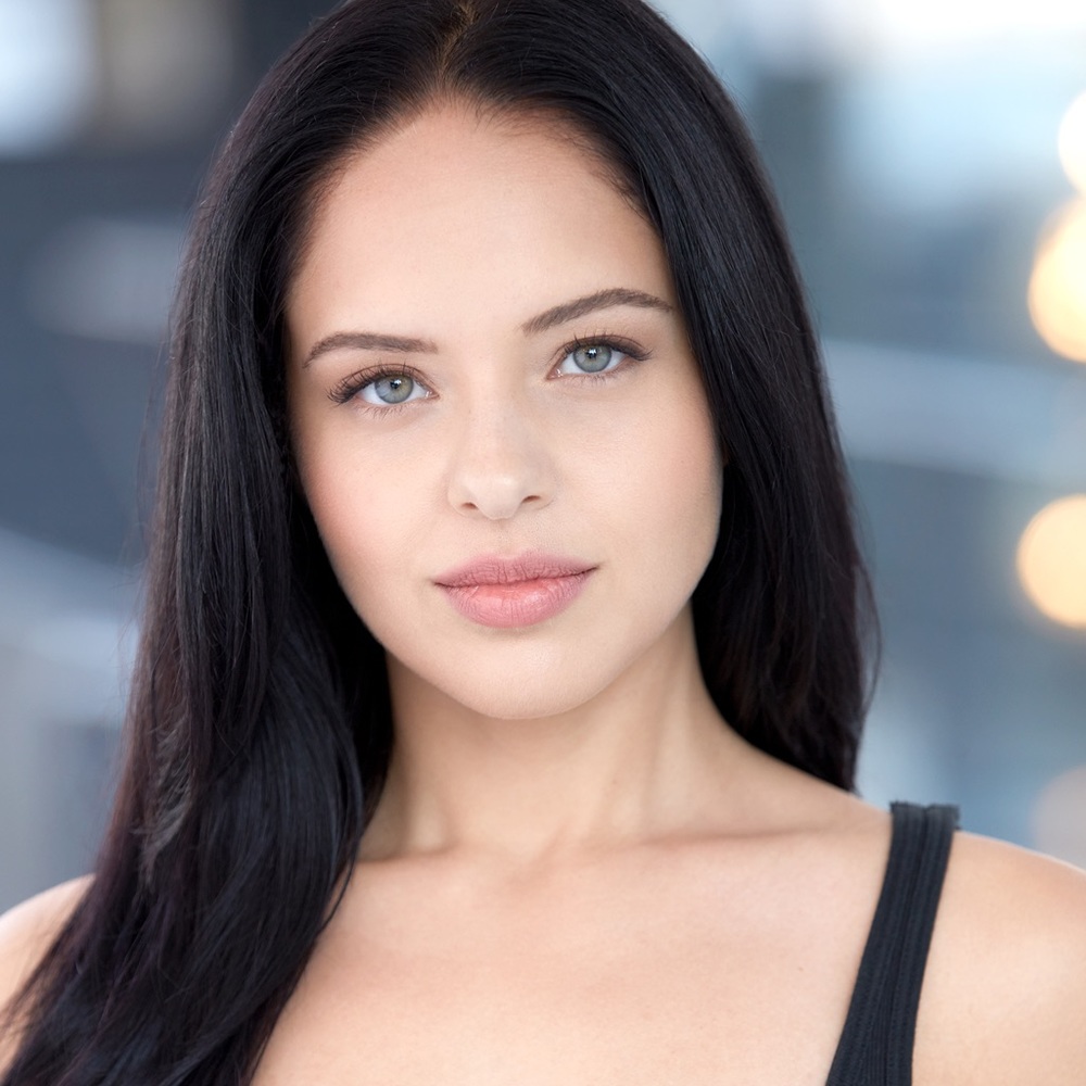 Meet your Posher, Carmireli